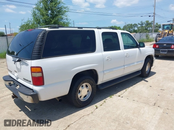 2003 Chevrolet Suburban LS with VIN 3GNEC16ZX3G103393, listed as a IAAI auction lot 42679046 with 316,490 mi miles and . Bid and sale history available at DreamBid. Image 4.
