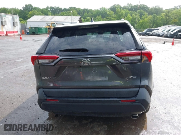 2020 Toyota RAV4 XLE with VIN 2T3W1RFV4LC040257, listed as a IAAI auction lot 42448299 with 77,618 mi miles and . Bid and sale history available at DreamBid. Image 15.