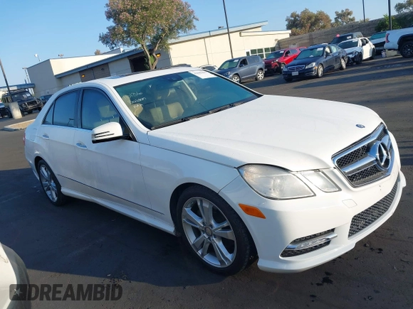 2013 Mercedes-Benz E 350 Luxury z VIN WDDHF5KB2DA741401, wystawiony jako IAAI lot #42605065 z przebiegiem 167 479 mil mil oraz . Historia ofert i sprzedaży dostępna na DreamBid. Obrazek 14.