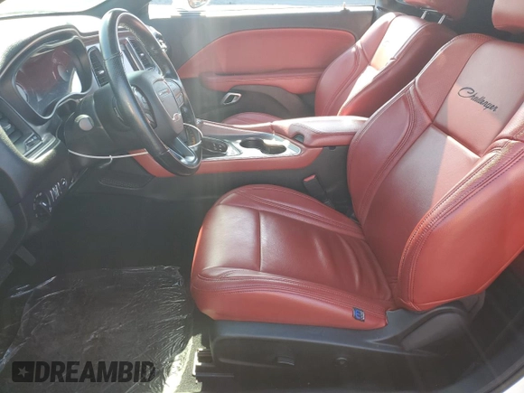 2020 Dodge Challenger SXT with VIN 2C3CDZAG7LH161595, listed as a Copart auction lot 53702215 with 33,772 mi miles and Clean Title. Bid and sale history available at DreamBid. Image 7.