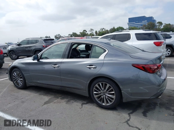 2020 Infiniti Q50 Luxe z VIN JN1EV7AP5LM204711, wystawiony jako IAAI lot #42575155 z przebiegiem 29 895 mil mil oraz . Historia ofert i sprzedaży dostępna na DreamBid. Obrazek 13.
