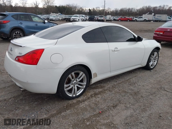 2010 Infiniti G37 x with VIN JN1CV6EL2AM150614, listed as a IAAI auction lot 41853853 with 208,852 mi miles and . Bid and sale history available at carsss.com. Image 4.