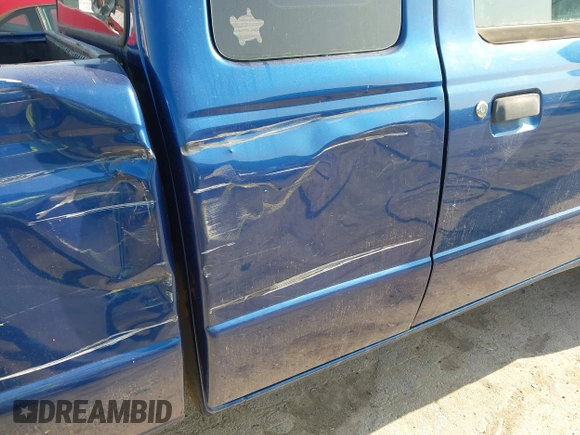 2011 Ford Ranger XLT with VIN 1FTLR4FE2BPA41799, listed as a IAAI auction lot 42390457 with 154,477 mi miles and . Bid and sale history available at DreamBid. Image 18.