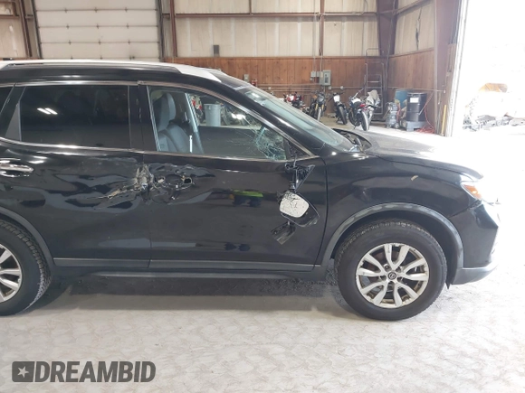 2018 Nissan Rogue SV z VIN KNMAT2MV7JP610600, wystawiony jako IAAI lot #42171714 z przebiegiem 70 299 mil mil oraz . Historia ofert i sprzedaży dostępna na DreamBid. Obrazek 6.