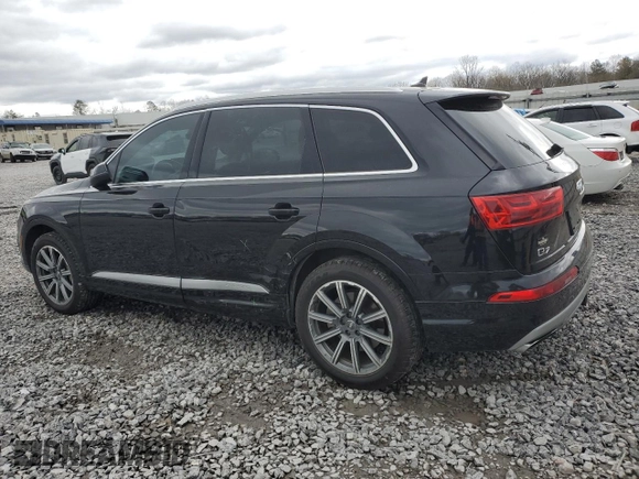 2017 Audi Q7 Premium Plus with VIN WA1LAAF78HD038322, listed as a Copart auction lot 49668215 with 136,026 mi miles and Salvage Title. Bid and sale history available at DreamBid. Image 2.