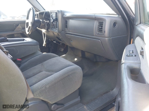 2003 Chevrolet Silverado 1500 LS with VIN 2GCEC19V231408848, listed as a IAAI auction lot 41851310 with 1 mi miles. Bid and sale history available at carsss.com. Image 5.
