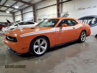 2014 Dodge Challenger R/T Plus z VIN 2C3CDYBT2EH154398, wystawiony jako Copart lot #84259354 z przebiegiem 157 956 mil mil oraz Szkoda całkowita • Salvage title. Historia ofert i sprzedaży dostępna na DreamBid. Obrazek 1.