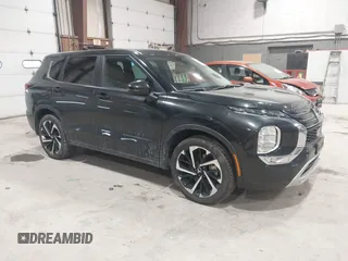 2023 Mitsubishi Outlander SE z VIN JA4J4UA82PZ030511, wystawiony jako IAAI lot #41698026 z przebiegiem 28 324 mil mil oraz . Historia ofert i sprzedaży dostępna na DreamBid. Obrazek 1.