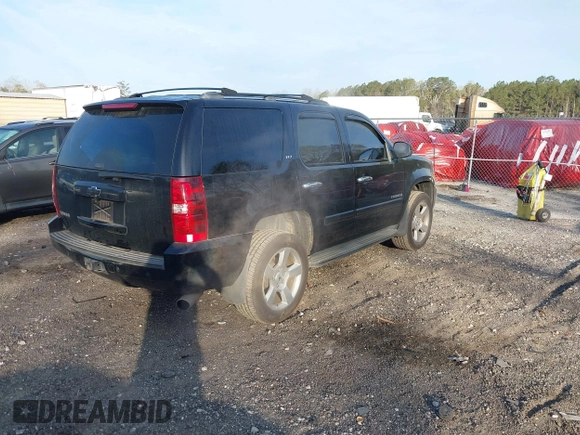 2007 Chevrolet Tahoe LT z VIN 1GNFC13017J319325, wystawiony jako IAAI lot #41846816 z przebiegiem 273 075 mil mil oraz . Historia ofert i sprzedaży dostępna na DreamBid. Obrazek 4.