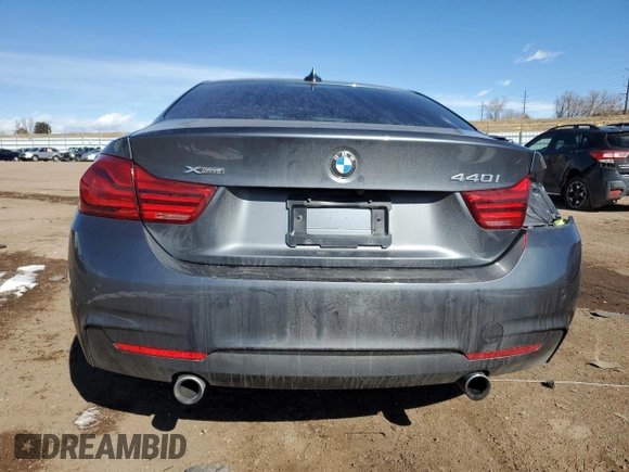 2018 BMW 4 Series 440i xDrive z VIN WBA4W9C52JAB93890, wystawiony jako Copart lot #45213155 z przebiegiem 109 064 mil mil oraz Szkoda całkowita • Salvage title. Historia ofert i sprzedaży dostępna na DreamBid. Obrazek 6.