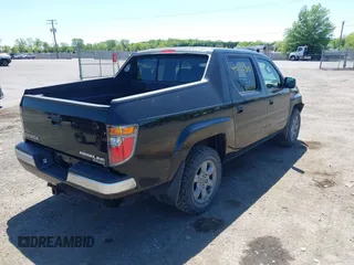2008 Honda Ridgeline RTX z VIN 2HJYK16358H507869, wystawiony jako IAAI lot #42133518 z przebiegiem 137 675 mil mil oraz . Historia ofert i sprzedaży dostępna na DreamBid. Obrazek 4.