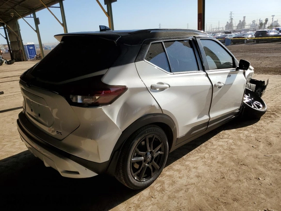 2024 Nissan Kicks SR with VIN 3N1CP5DV2RL572167, listed as a Copart auction lot 52537365 with 285 mi miles and Salvage Title. Bid and sale history available at carsss.com. Image 3.