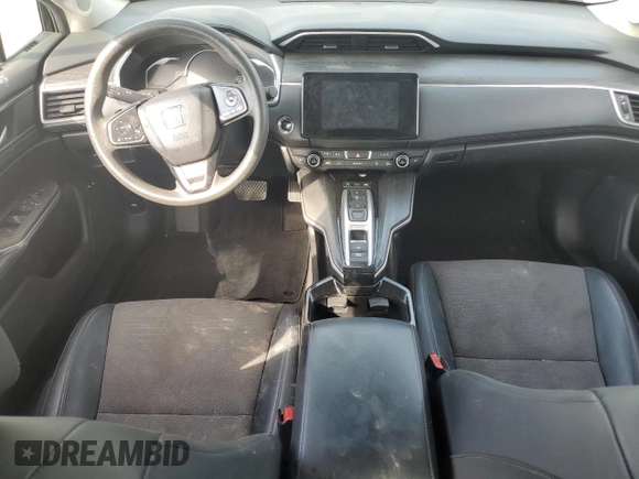 2019 Honda Clarity Plug-In Hybrid with VIN JHMZC5F12KC004076, listed as a Copart auction lot 70198693 with 105,325 mi miles. Bid and sale history available at carsss.com. Image 8.