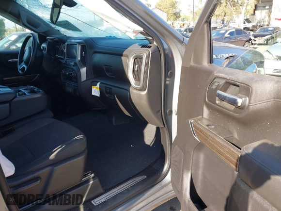 2020 Chevrolet Silverado 1500 LT with VIN 3GCPWCEKXLG437724, listed as a IAAI auction lot 41966035 with 40,024 mi miles. Bid and sale history available at carsss.com. Image 5.