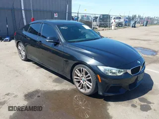 2015 BMW 4 Series 428i z VIN WBA4A9C52FGL86332, wystawiony jako IAAI lot #41970189 z przebiegiem 112 282 mil mil oraz . Historia ofert i sprzedaży dostępna na DreamBid. Obrazek 1.