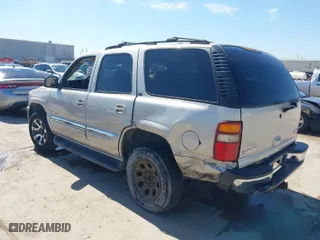 2005 GMC Yukon SLT with VIN 1GKEC13T15R144480, listed as a IAAI auction lot 41632540 with 184,038 mi miles. Bid and sale history available at carsss.com. Image 3.