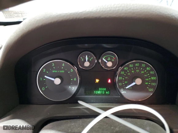 2007 Mercury Milan Premier with VIN 3MEHM08127R670551, listed as a Copart auction lot 71887554 with 129,513 mi miles and Salvage Title. Bid and sale history available at carsss.com. Image 9.