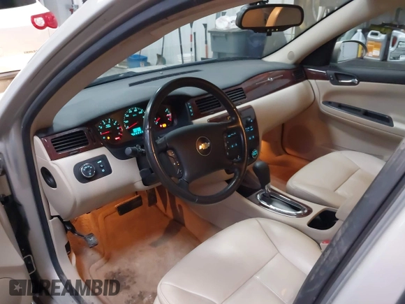 2009 Chevrolet Impala LT with VIN 2G1WT57K391188819, listed as a IAAI auction lot 41934884 with 139,682 mi miles and . Bid and sale history available at DreamBid. Image 19.