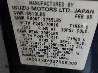 1995 Isuzu Trooper z VIN JACDJ58V8S7908300, wystawiony jako Copart lot #46450195 z przebiegiem 256 256 mil mil oraz Czysty tytuł • Clean title. Historia ofert i sprzedaży dostępna na DreamBid. Obrazek 12.