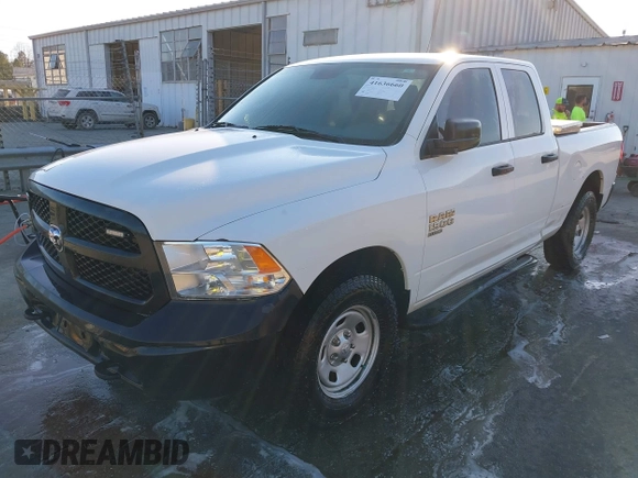 2019 Ram 1500 Express z VIN 1C6RR7FG4KS615112, wystawiony jako IAAI lot #41636660 z przebiegiem 111 919 mil mil oraz . Historia ofert i sprzedaży dostępna na DreamBid. Obrazek 2.