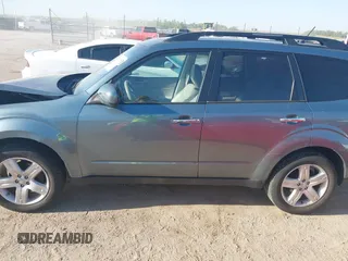 2009 Subaru Forester X Limited с VIN JF2SH64629H744847, выставлен на аукционе IAAI как лот 42231778 с пробегом 172 139 миль миль и . История ставок и продаж доступна на DreamBid. Изображение 14.