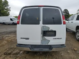 2005 Chevrolet Express Passenger with VIN 1GAHG39U351116163, listed as a Copart auction lot 51605745 with 139,372 mi miles and Clean title. Bid and sale history available at DreamBid. Image 6.
