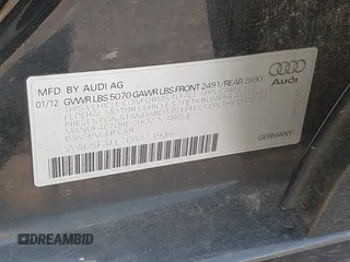 2012 Audi A4 Premium z VIN WAUSFAFL1CA113935, wystawiony jako IAAI lot #42412012 z przebiegiem 212 066 mil mil oraz . Historia ofert i sprzedaży dostępna na DreamBid. Obrazek 9.