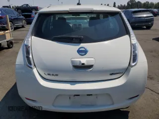 2015 Nissan LEAF SV с VIN 1N4AZ0CP8FC313572, выставлен на аукционе Copart как лот 63678045 с пробегом 61 794 миль миль и Списание • Salvage title. История ставок и продаж доступна на DreamBid. Изображение 6.