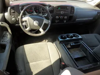 2007 Chevrolet Silverado 1500 LTZ with VIN 2GCEK133671586102, listed as a Copart auction lot 52826425 with 256,311 mi miles and Clean Title. Bid and sale history available at carsss.com. Image 8.