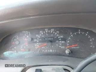 2000 Ford Excursion XLT with VIN 1FMNU41S3YEA00991, listed as a IAAI auction lot 42389475 with 233,665 mi miles and . Bid and sale history available at DreamBid. Image 7.