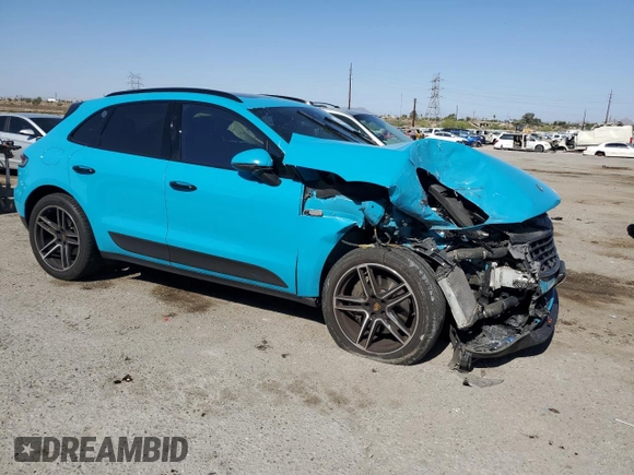 2019 Porsche Macan S with VIN WP1AB2A51KLB34262, listed as a Copart auction lot 60446025 with 87,324 mi miles and Salvage title. Bid and sale history available at DreamBid. Image 4.