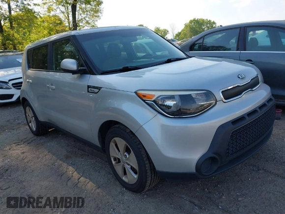 2016 Kia Soul with VIN KNDJN2A29G7851314, listed as a IAAI auction lot 42079025 with 137,247 mi miles. Bid and sale history available at carsss.com. Image 1.
