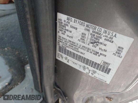 2002 Ford F-250 XL с VIN 1FTNX21F82EB81807, выставлен на аукционе IAAI как лот 41428093 с пробегом Не указан миль и . История ставок и продаж доступна на DreamBid. Изображение 9.