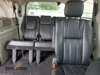 2014 Chrysler Town & Country Touring L z VIN 2C4RC1CG2ER277100, wystawiony jako Copart lot #61407975 z przebiegiem 190 577 mil mil oraz Szkoda całkowita • Salvage title. Historia ofert i sprzedaży dostępna na DreamBid. Obrazek 10.