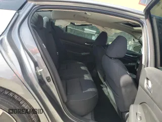 2019 Nissan Altima SV z VIN 1N4BL4DV2KC132035, wystawiony jako Copart lot #56140955 z przebiegiem 82 983 mil mil oraz Nie do naprawy • Non repairable. Historia ofert i sprzedaży dostępna na DreamBid. Obrazek 10.