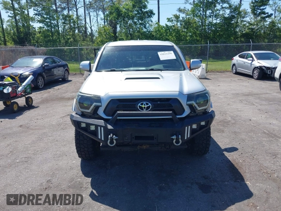 2012 Toyota Tacoma with VIN 5TFUU4EN9CX038954, listed as a IAAI auction lot 42022296 with 140,009 mi miles. Bid and sale history available at carsss.com. Image 12.