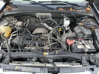 2008 Mazda Tribute Sport with VIN 4F2CZ02Z58KM32369, listed as a Copart auction lot 85790604 with 110,835 mi miles and Salvage Title. Bid and sale history available at carsss.com. Image 12.