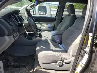 2009 Toyota Tacoma PreRunner with VIN 3TMJU62N59M075789, listed as a Copart auction lot 54400305 with 290,817 mi miles and Clean title. Bid and sale history available at DreamBid. Image 7.