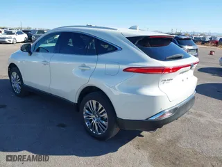 2022 Toyota Venza LE with VIN JTEAAAAH1NJ110449, listed as a IAAI auction lot 41602152 with 19,228 mi miles. Bid and sale history available at carsss.com. Image 3.
