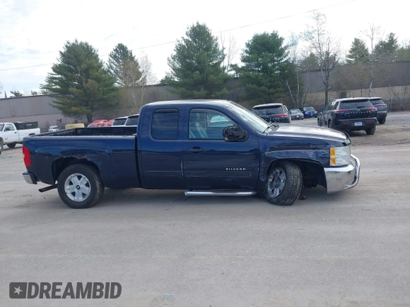 2011 Chevrolet Silverado 1500 LT with VIN 1GCRKSE33BZ398223, listed as a IAAI auction lot 42106322 with 94,829 mi miles and . Bid and sale history available at DreamBid. Image 13.