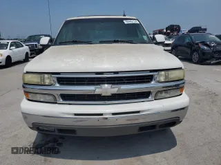 2003 Chevrolet Suburban LT z VIN 1GNEC16Z63J253676, wystawiony jako Copart lot #44540695 z przebiegiem 182 928 mil mil oraz Szkoda całkowita • Salvage title. Historia ofert i sprzedaży dostępna na DreamBid. Obrazek 5.