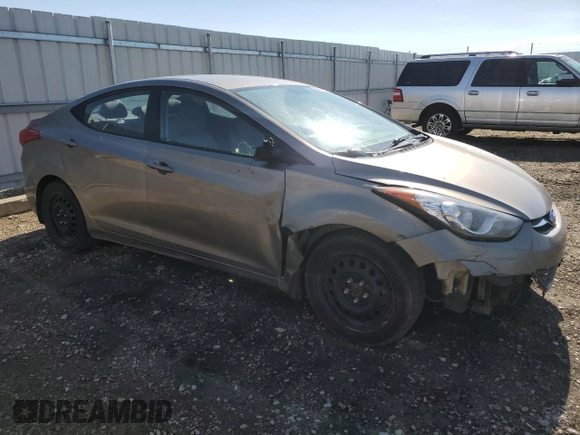 2013 Hyundai Elantra GLS z VIN 5NPDH4AE3DH433316, wystawiony jako Copart lot #58578135 z przebiegiem 243 028 mil mil oraz Szkody całkowita. Historia ofert i sprzedaży dostępna na DreamBid. Obrazek 4.