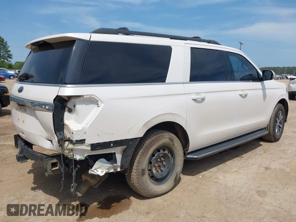 2018 Ford Expedition Max XLT z VIN 1FMJK1HT5JEA28301, wystawiony jako IAAI lot #42010576 z przebiegiem 143 646 mil mil oraz . Historia ofert i sprzedaży dostępna na DreamBid. Obrazek 4.