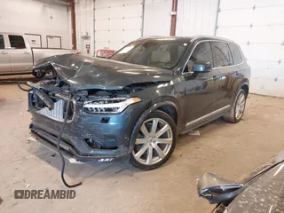 2018 Volvo XC90 Inscription with VIN YV4A22PLXJ1344826, listed as a IAAI auction lot 41663313 with 93,227 mi miles. Bid and sale history available at carsss.com. Image 17.