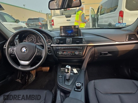 2014 BMW 3 Series 328i xDrive с VIN WBA3B5G57ENS10589, выставлен на аукционе Copart как лот 60533065 с пробегом 208 112 миль миль и Чистый • Clean title. История ставок и продаж доступна на DreamBid. Изображение 9.