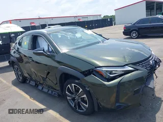2020 Lexus UX 250h with VIN JTHX9JBH8L2033882, listed as a IAAI auction lot 42562160 with 62,848 mi miles and . Bid and sale history available at DreamBid. Image 1.