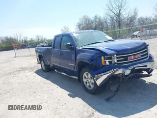 2013 GMC Sierra 1500 SLE z VIN 1GTR2VE02DZ163581, wystawiony jako IAAI lot #41876508 z przebiegiem 97 504 mil mil oraz . Historia ofert i sprzedaży dostępna na DreamBid. Obrazek 1.