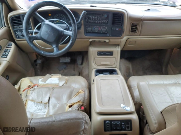 2000 Chevrolet Suburban LS with VIN 3GNEC16T5YG180711, listed as a Copart auction lot 44762755 with 176,855 mi miles and Salvage Title. Bid and sale history available at carsss.com. Image 8.