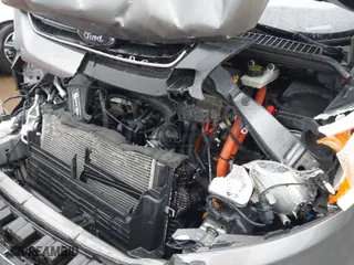 2013 Ford C-Max Hybrid SE with VIN 1FADP5AU2DL543064, listed as a IAAI auction lot 41721112 with 94,392 mi miles. Bid and sale history available at carsss.com. Image 10.