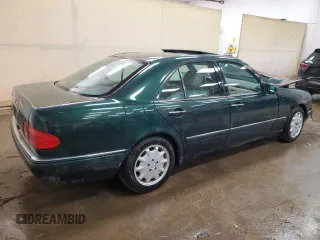 1996 Mercedes-Benz E-Class with VIN WDBJF55F7TJ007733, listed as a Copart auction lot 48005625 with 0 mi miles and Clean Title. Bid and sale history available at carsss.com. Image 3.